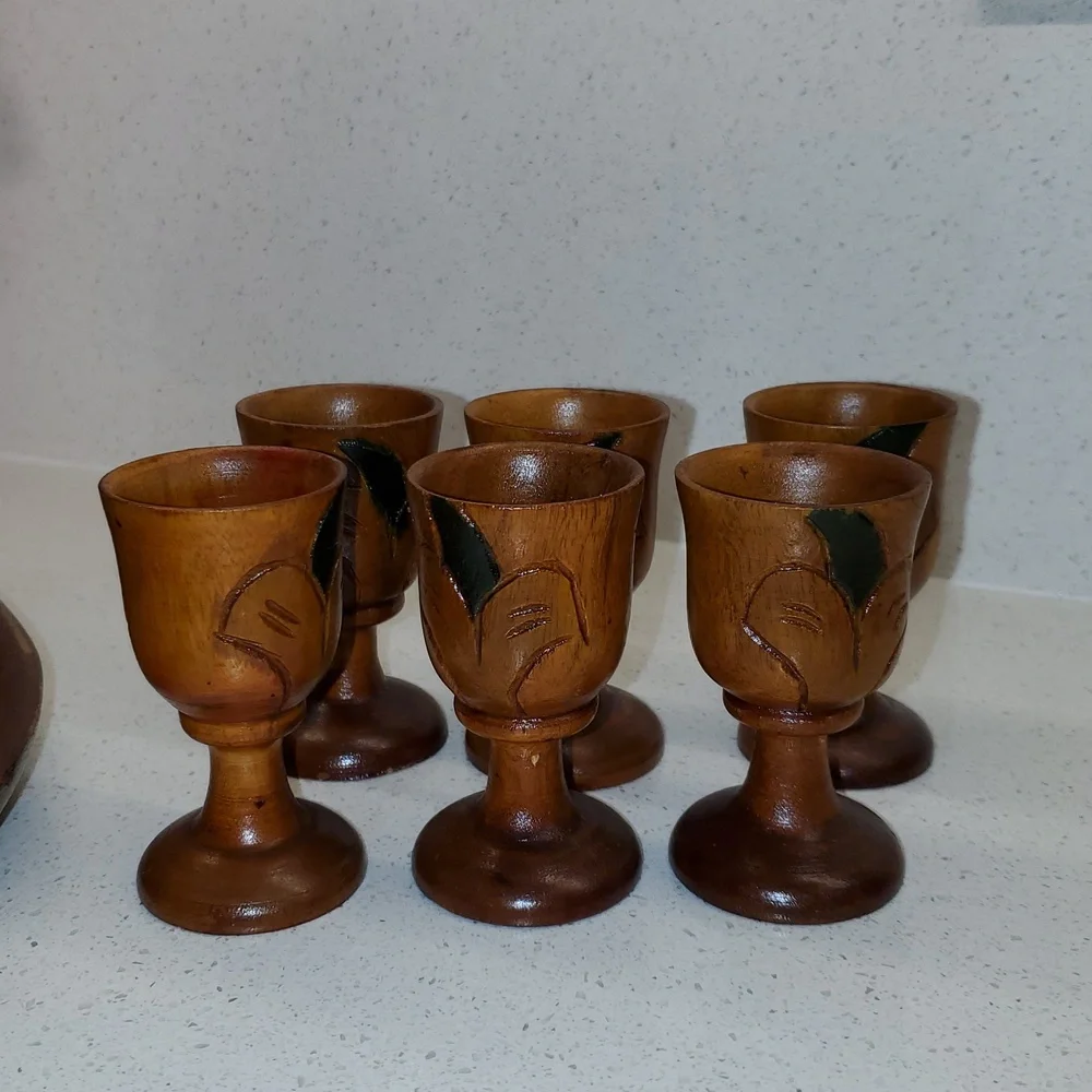 Rare & Vintage Decanter/Wine Pitcher Set (9pcs)